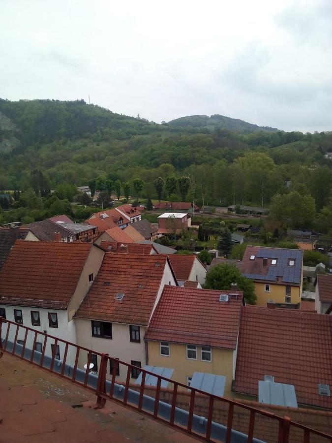 Kleine Ferienwohnung Am Kahlaer Markt Kahla  Dış mekan fotoğraf